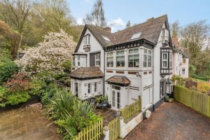 Five bedroom period property near Malvern Hills for sale at £800,000